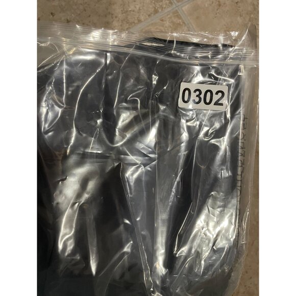 Athleta Hustle 3" Short 2X Featherweight Stretch Black Recycled - Picture 13 of 16